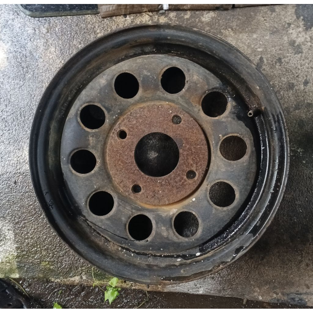 Velg velk pelk kaleng besi Suzuki escudo ring 15 bahan