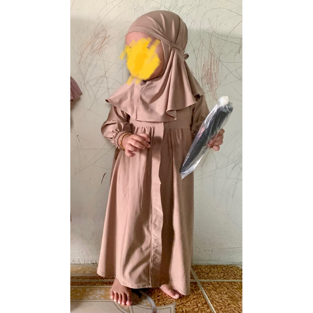 Preloved Pribadi - Gamis & kerudung anak warna mocca usia 1-2th
