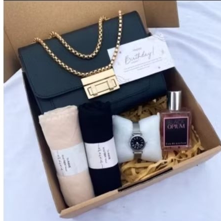 Hampers.kado ulang tahun kado sovenir pernikahan valentine kado untuk pacar kado untuk wanita.