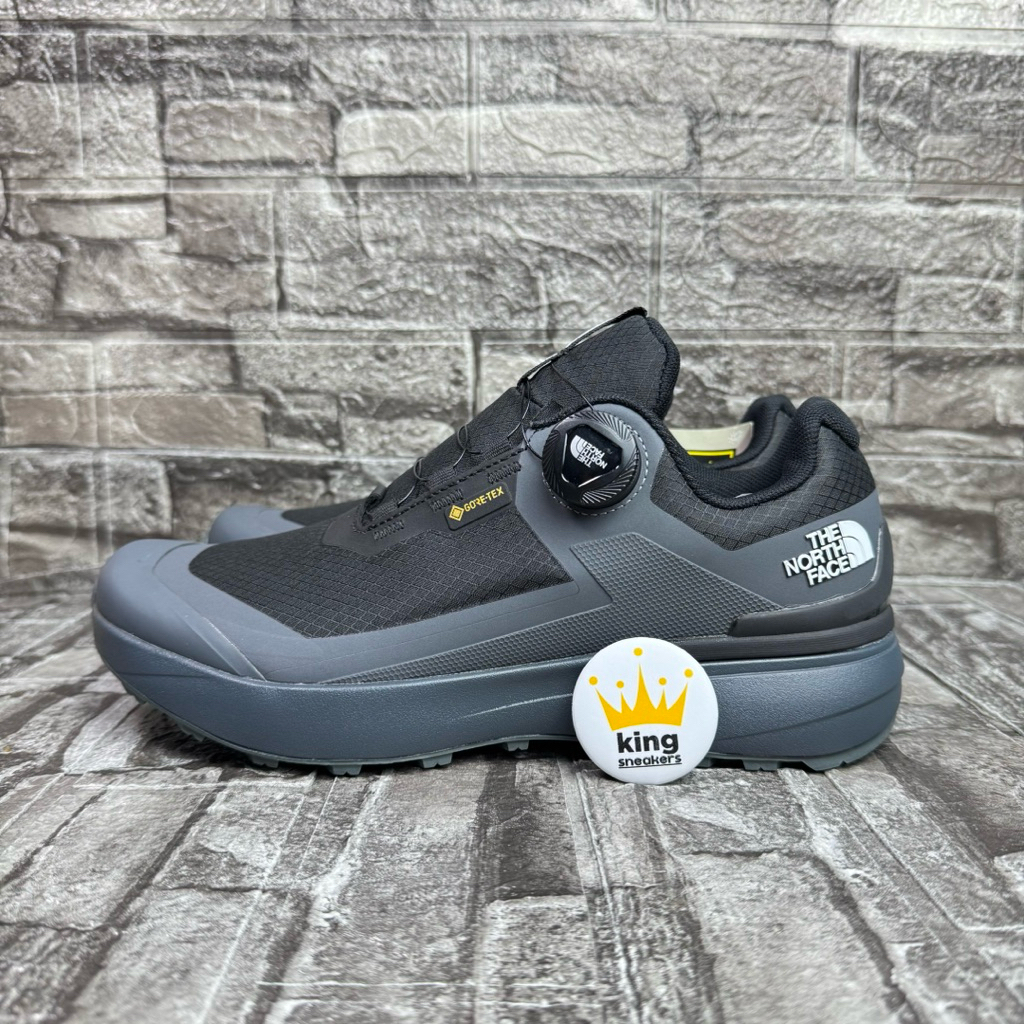 sepatu hiking the north face black