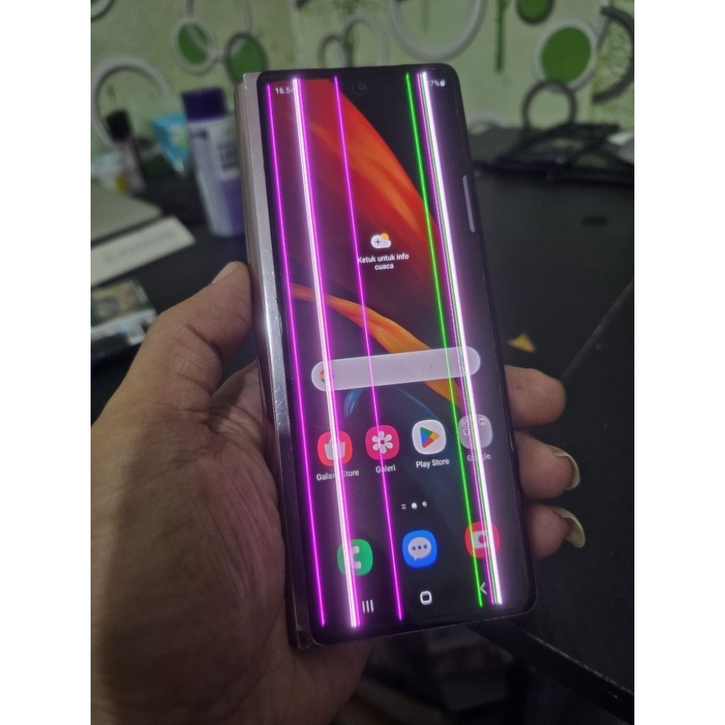 samsung z fold 2 minus lcd