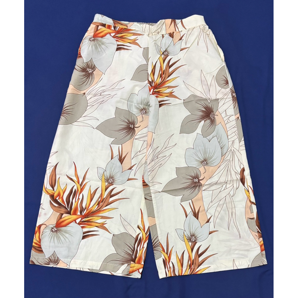 Preloved Et Cetera Celana Midi motif daun 65