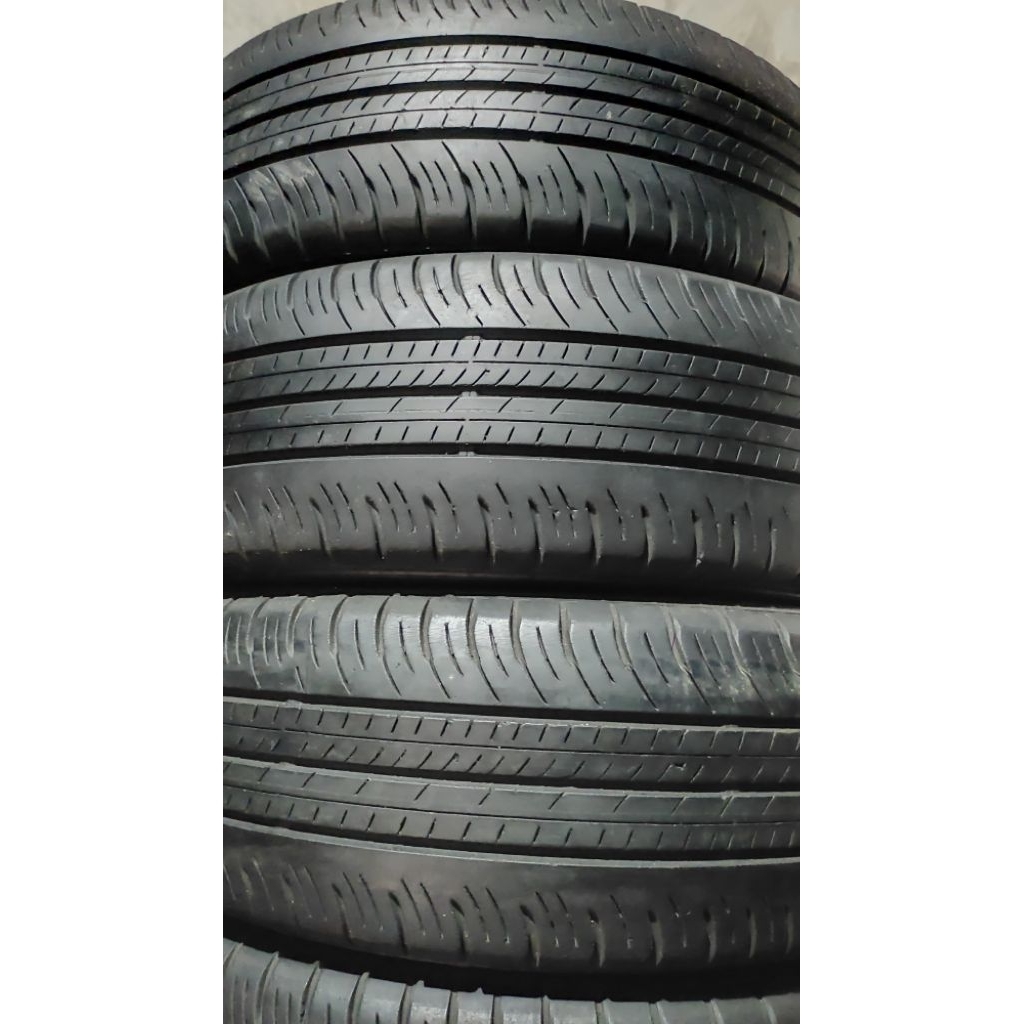 BAN. 185/65 R15 MERK DUNLOP ENASAVE