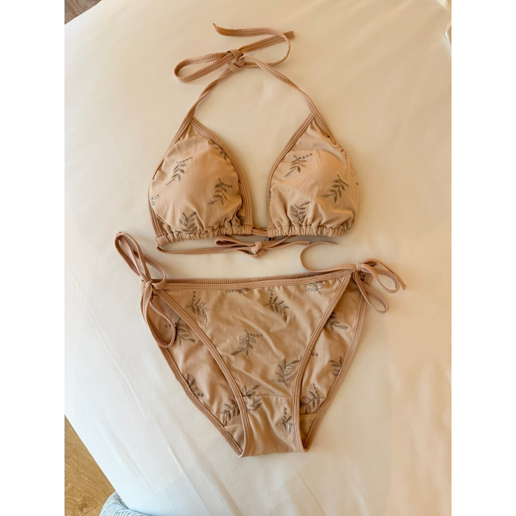 Preloved Swimwear Leaf motif peach free size