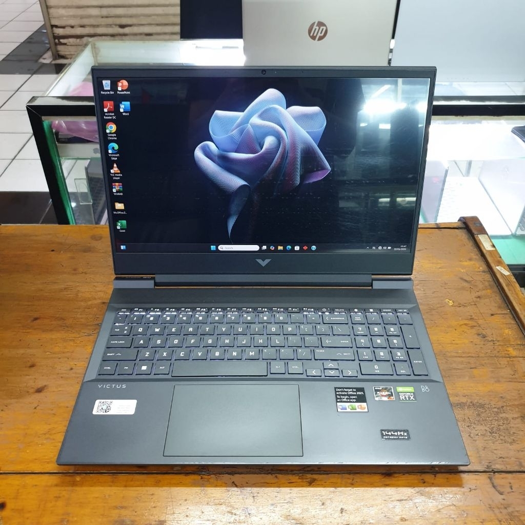 HP Victus 16-e0084AX Ryzen 7-5800H RTX 3060 Ram 16GB SSD 512GB 16 inch FHD Muluss