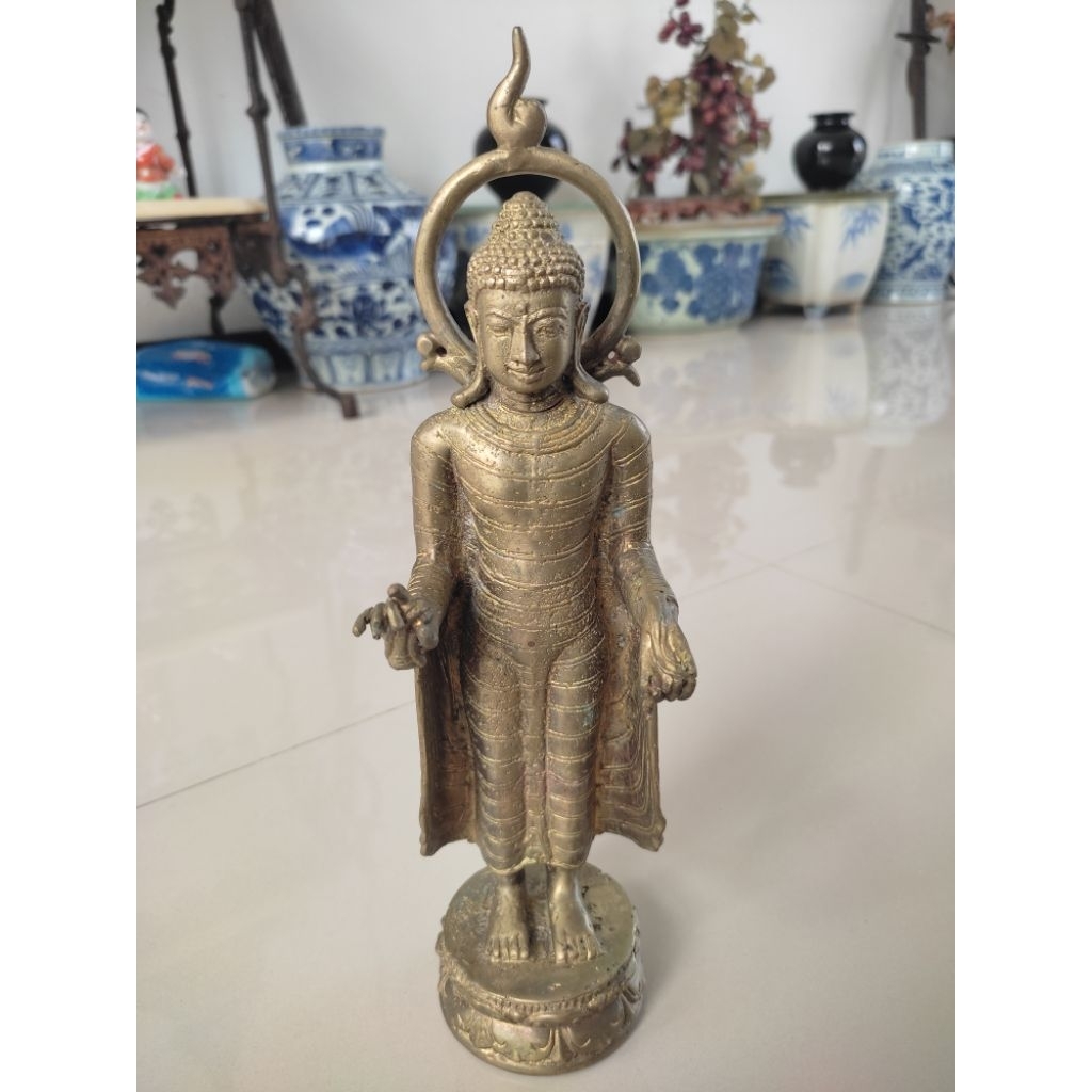 Patung Budha Perunggu Antik