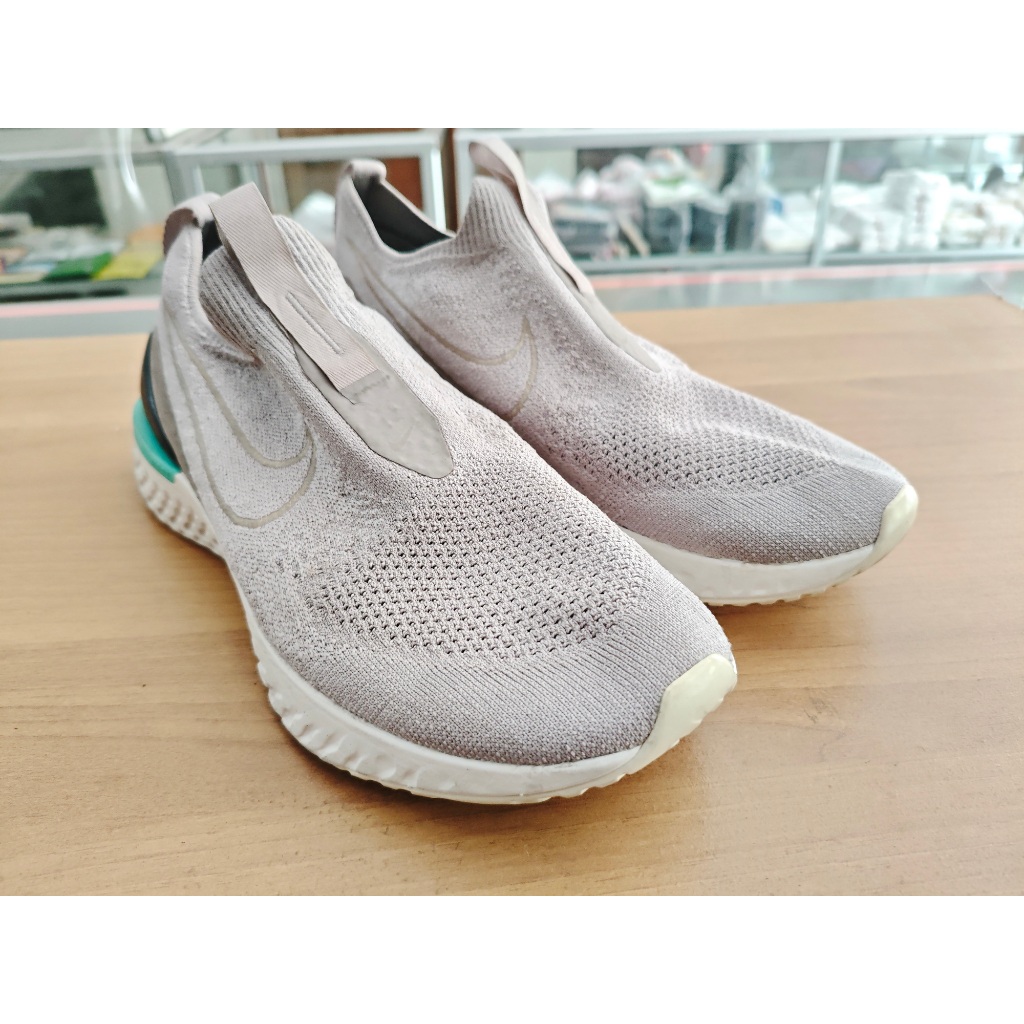 NIKE Sepatu Slip On Second Size 44 Original