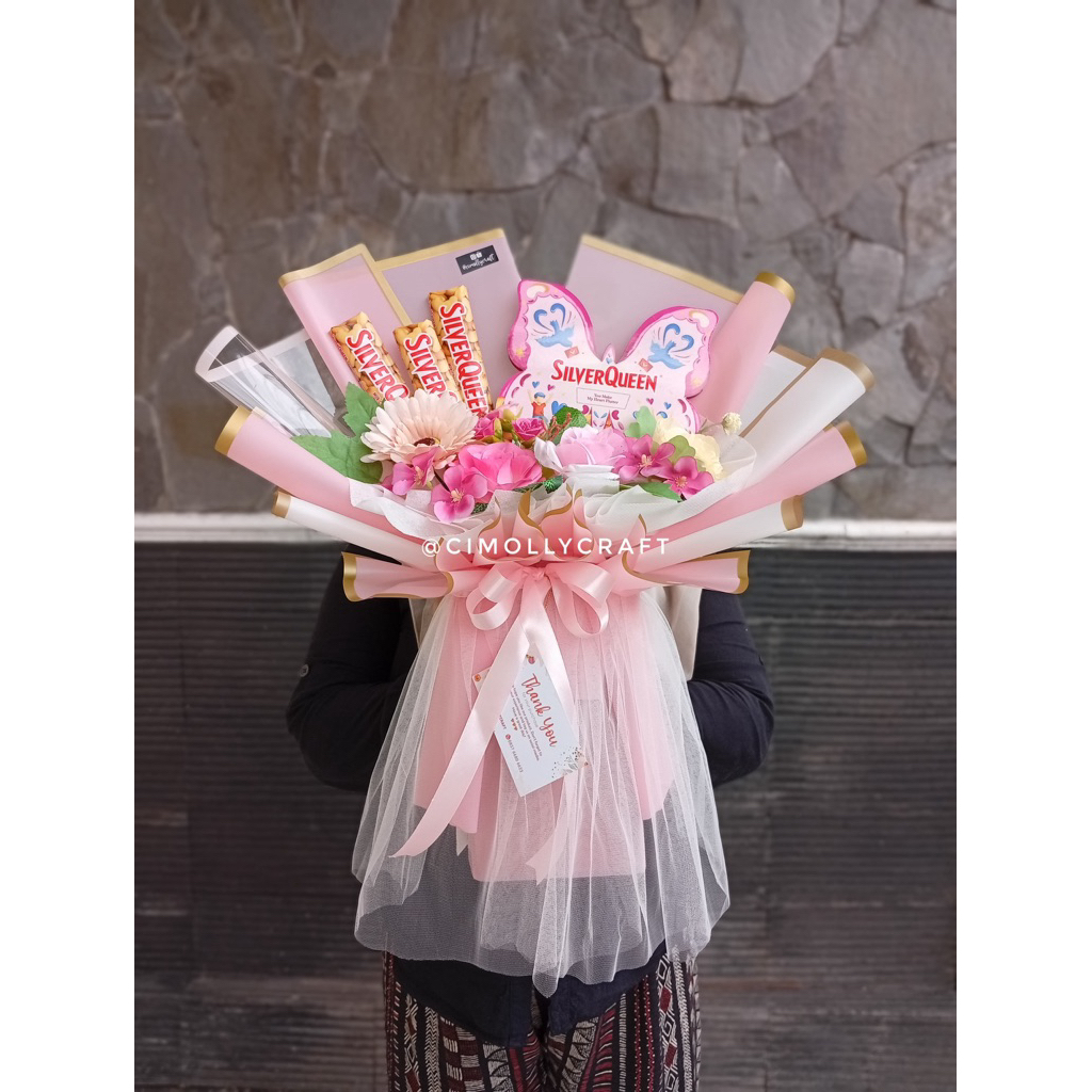 BUCKET COKLAT KARAKTER VALENTINE BUKET MURAH BOUQUET KADO VALENTINE BALON LOVE
