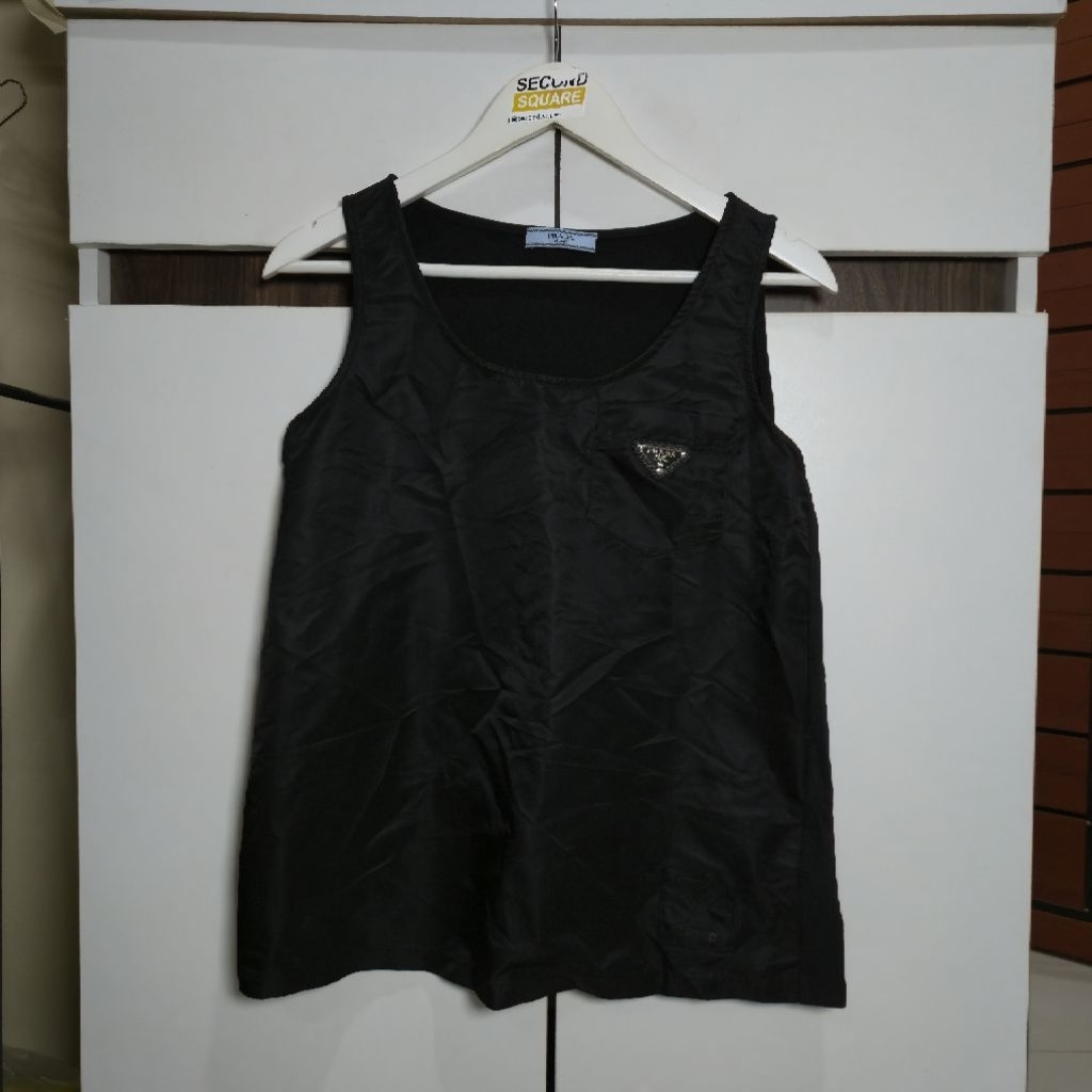 Auth Prada Re-Nylon Logo Tank Top with Pocket - Black