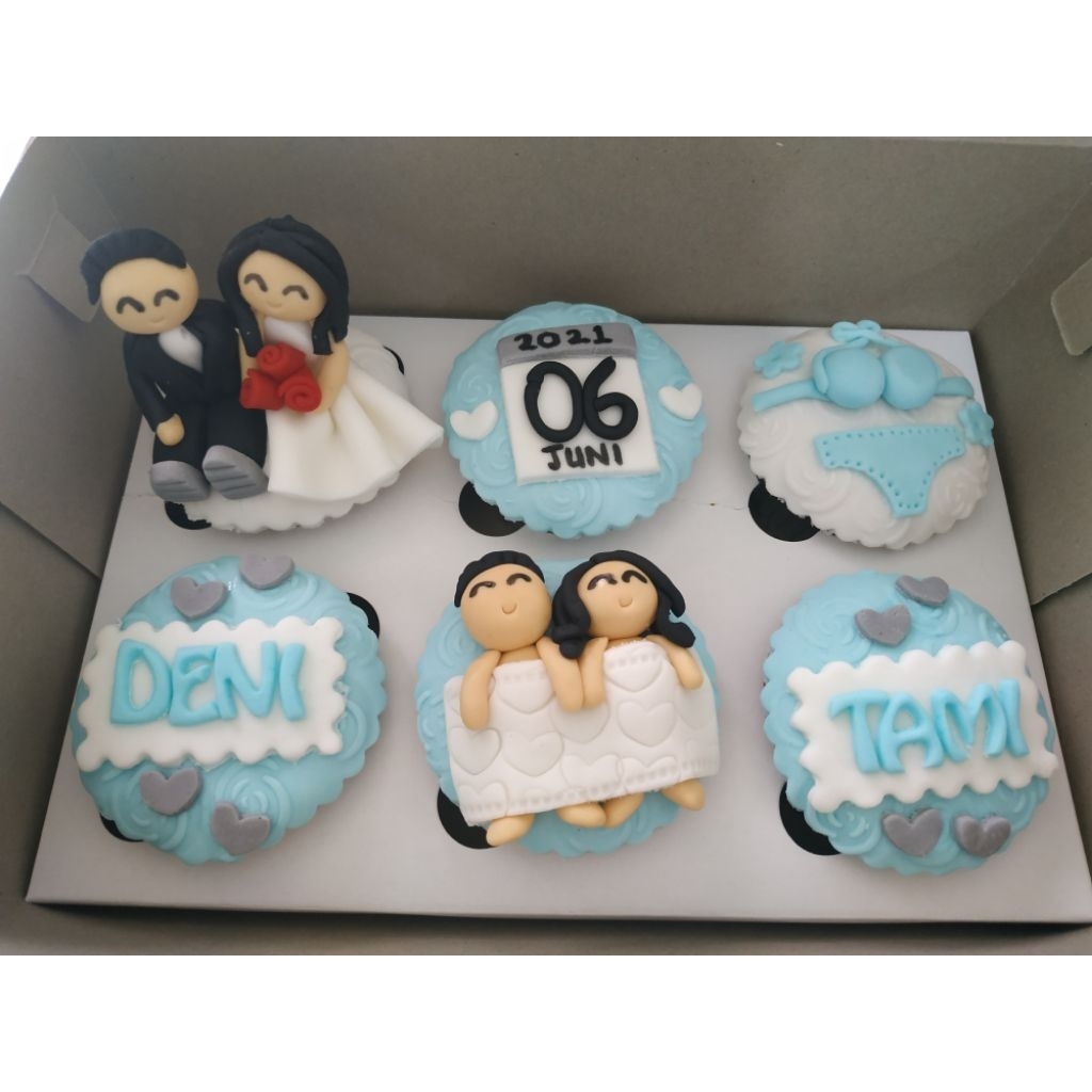 kue bridal shower bachelorette cake themed cupcake