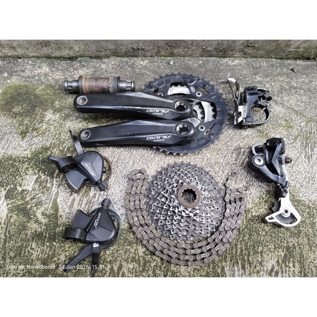 Groupset Shimano Alivio 9sp (mix)