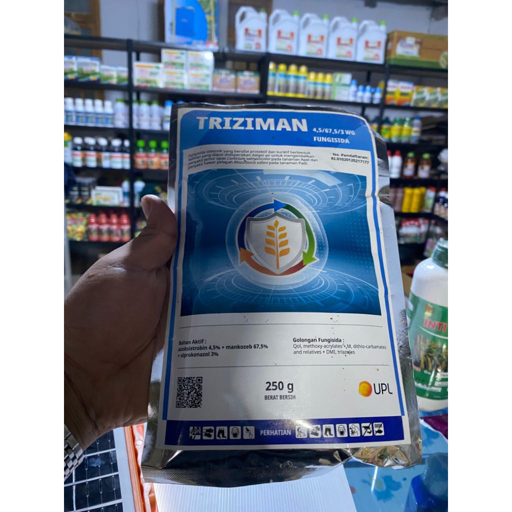 TRIZIMAN.FUNGISIDA SISTEMIK BERNAHAN AKTIF AZOKSISTROBIN 4,5  + MANCOZEB 67,5   + SIPROKONAZOL 3
