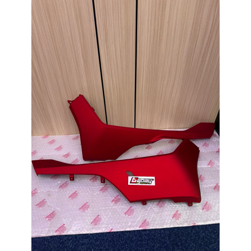 Cover Floor Side Honda PCX 160 New 2025 K1Y Original Merah Doff Under Side PCX 160 2025 K1Y Original