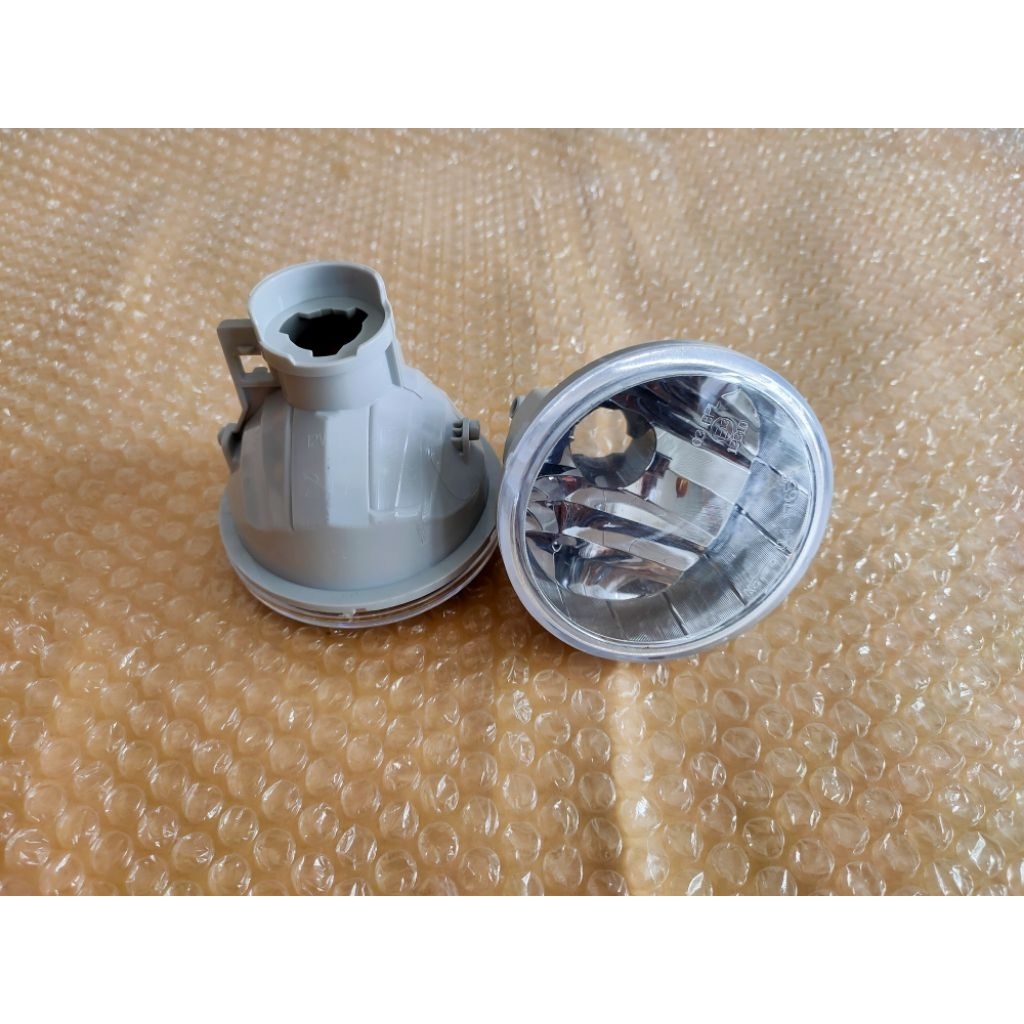 BATOK LAMPU FOGLAMP KOITO AVANZA VELOZ XENIA 2012 - 2018 RUSH TERIOS 2015 - 2017 AGYA AYLA ORIGINAL