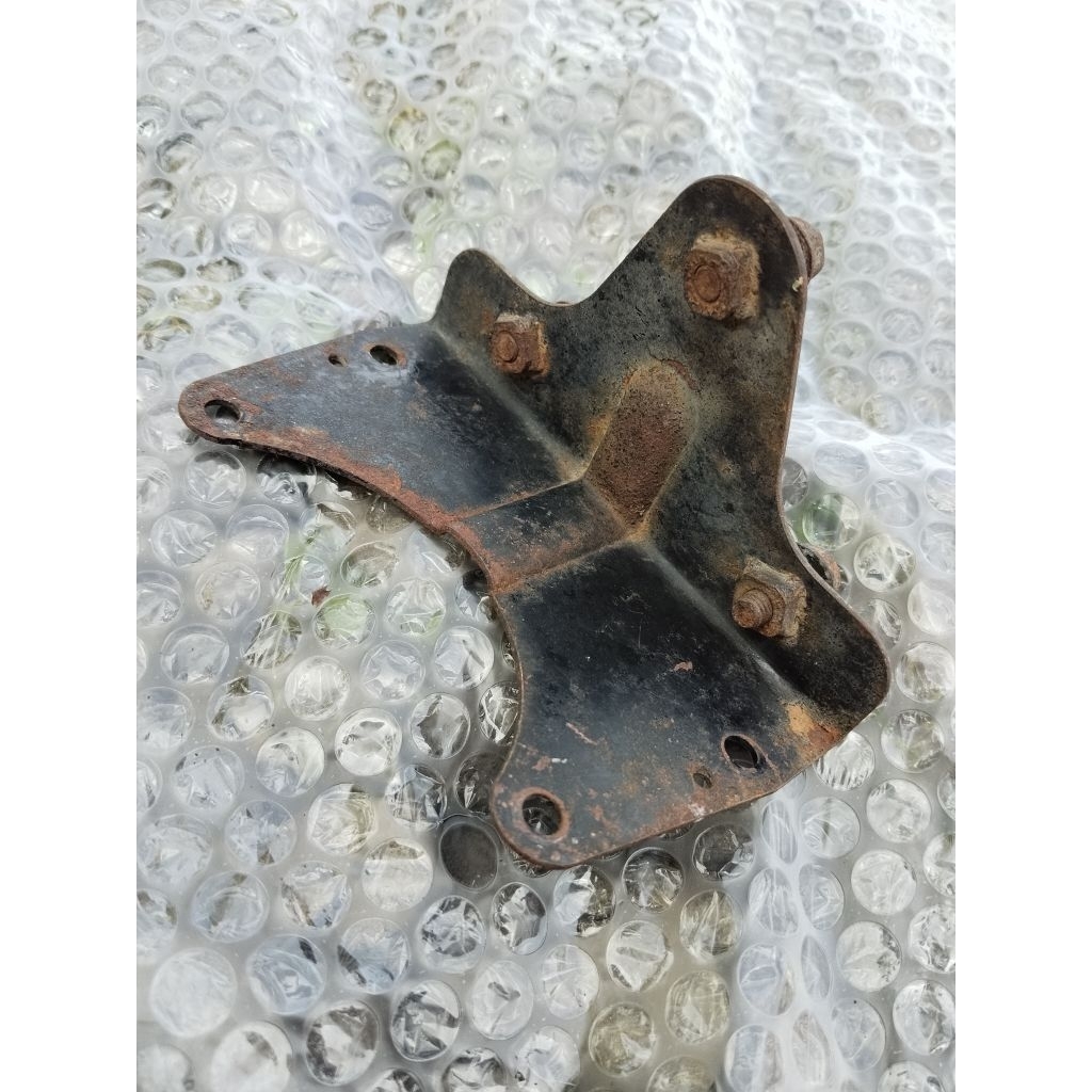 breket stoplamp dudukan lampu belakang plat lampu belakang breket stoplamp Suzuki satria RU satria 1