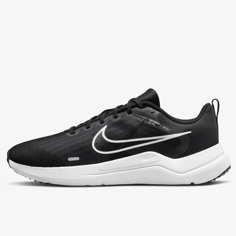 Nike Sepatu Lari Downshifter 12 Unisex Hitam