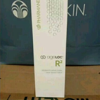 R2 pharmanexx ageloc anti aging expired 2027