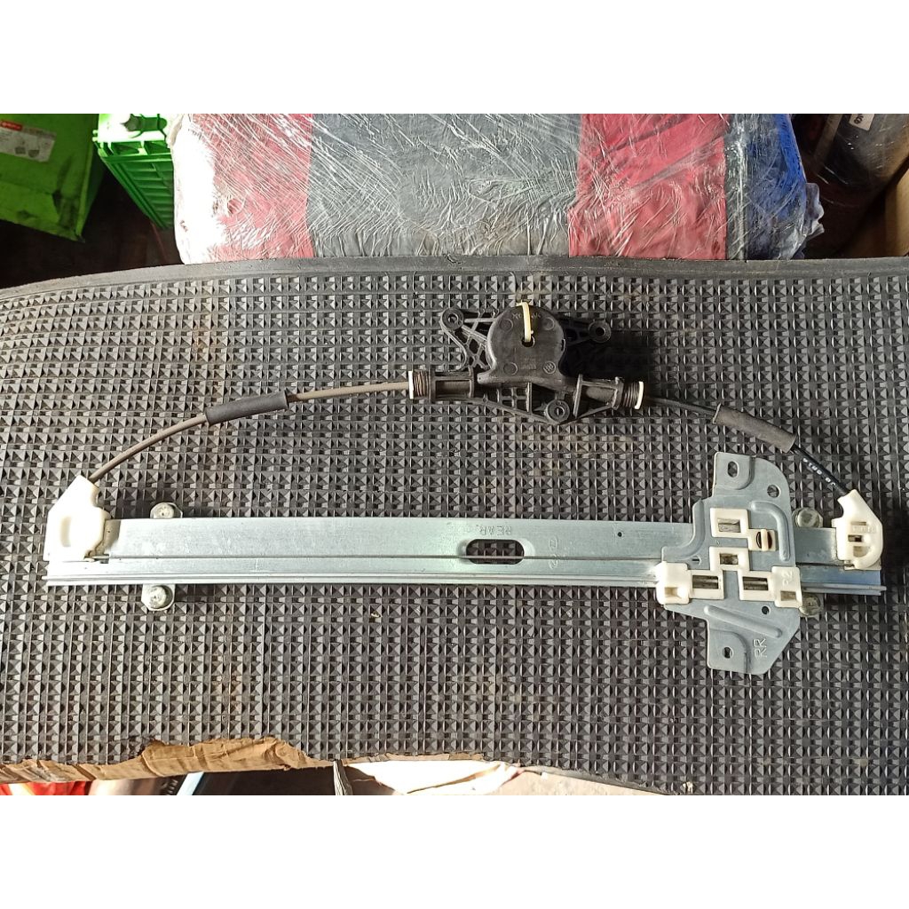 regulator power window depan kanan(RH)KIA pride,Rio pride