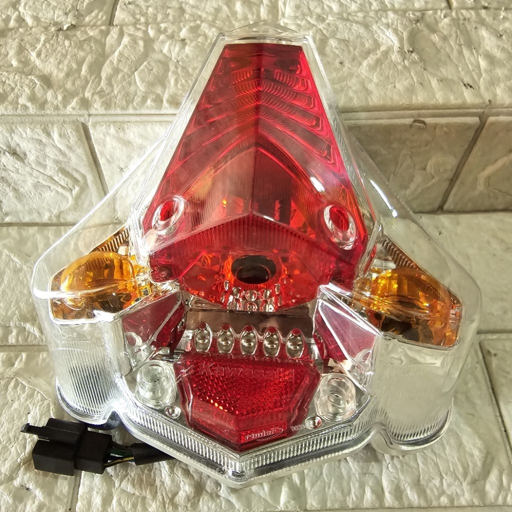 LAMPU REM EDGE LAMPU STOP KAWASAKAI EDGE LAMPU REM KAWASAKI EDGE ORIGINAL STOPLAMP ASSY KAWASAKI EDG