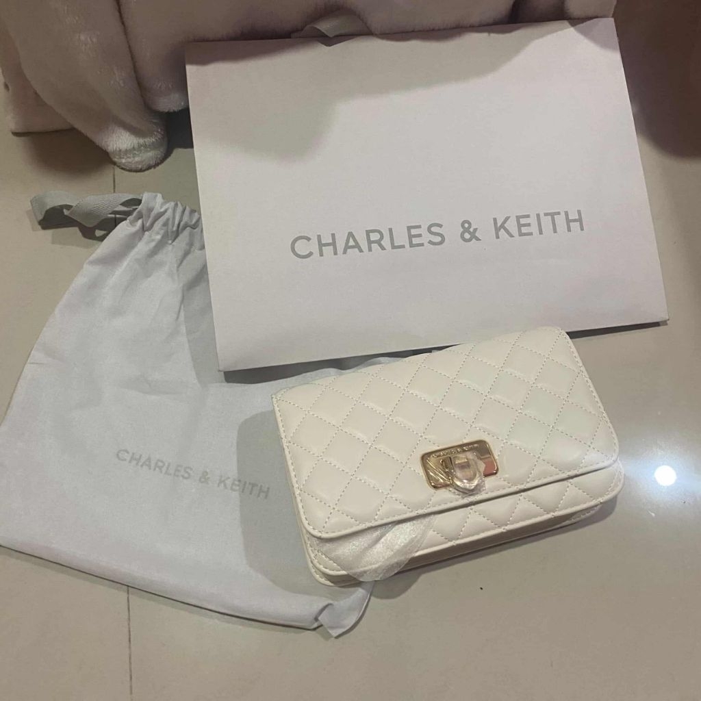 Charles & Keith bag Clutch Push-Lock Cressida Quilted - Cream shoulder bag sling bag tas selempang W