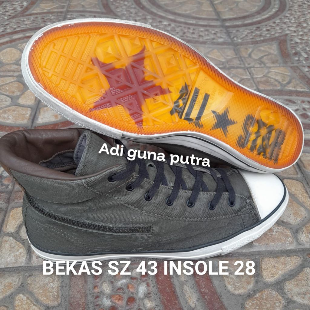 JOHN VARVATOS HIGH BACK ZIPPER CONVERSE