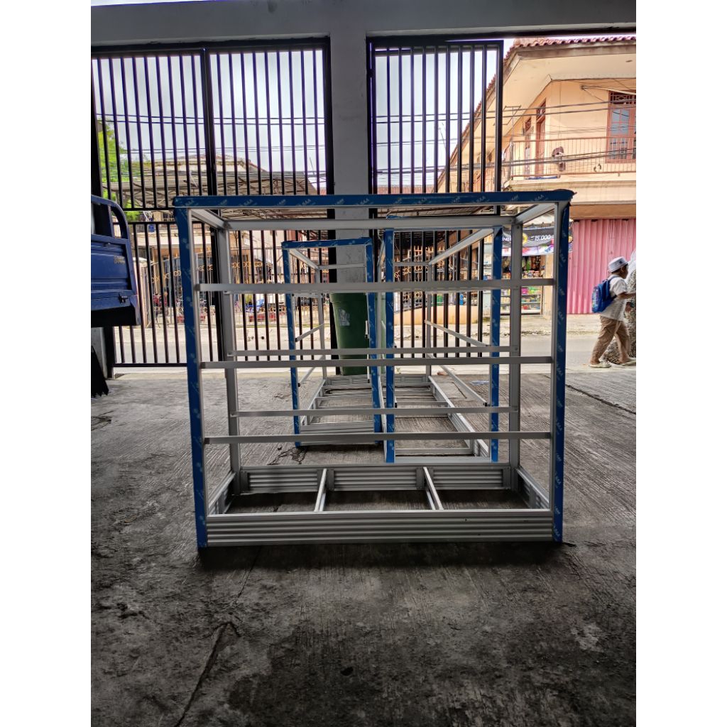 Etalase kaca Panjang 100cm Lebar 40cm Tinggi  100cm Pre Order