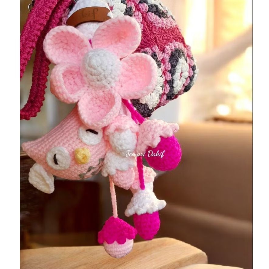 Amigurami gantungan tas burung hantu