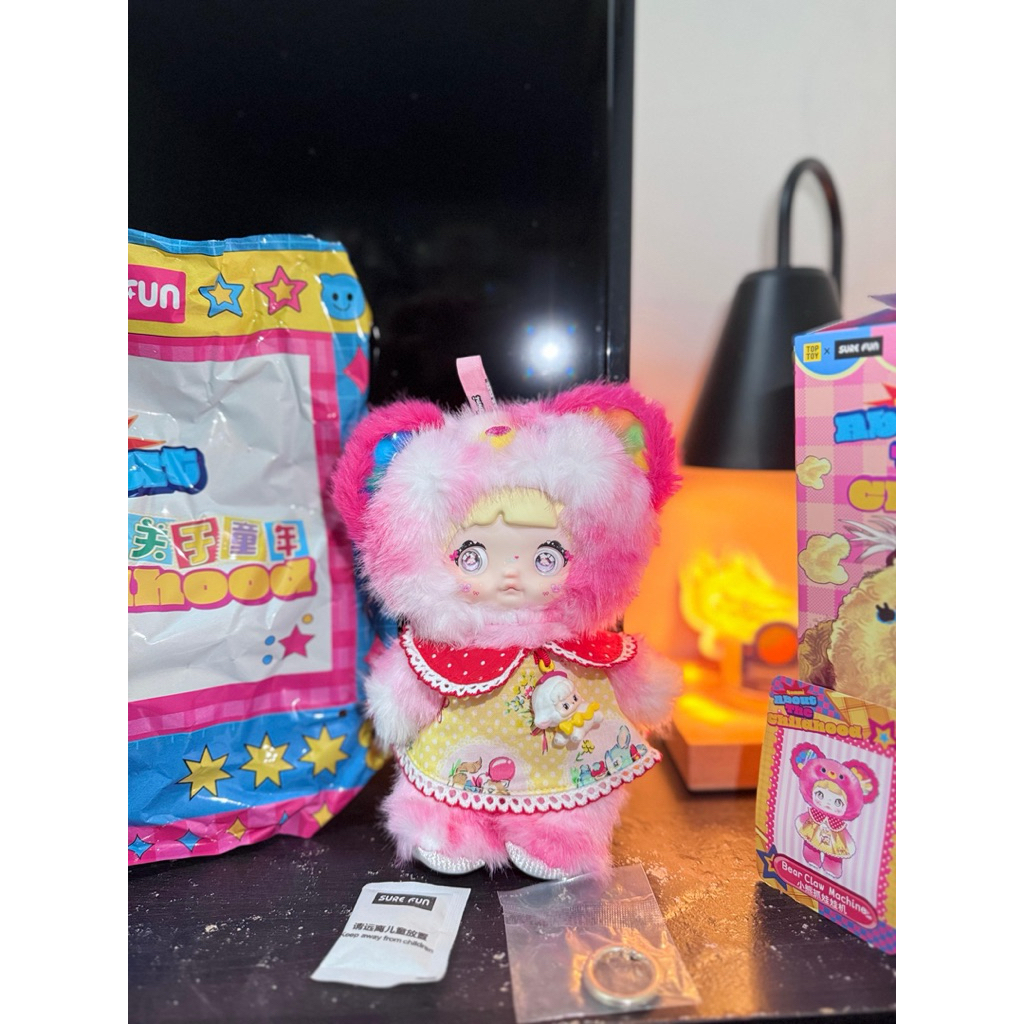 Nommi V12 About The Childhood Pink Rainbow Bear Claw Machine New Original Bag Charm