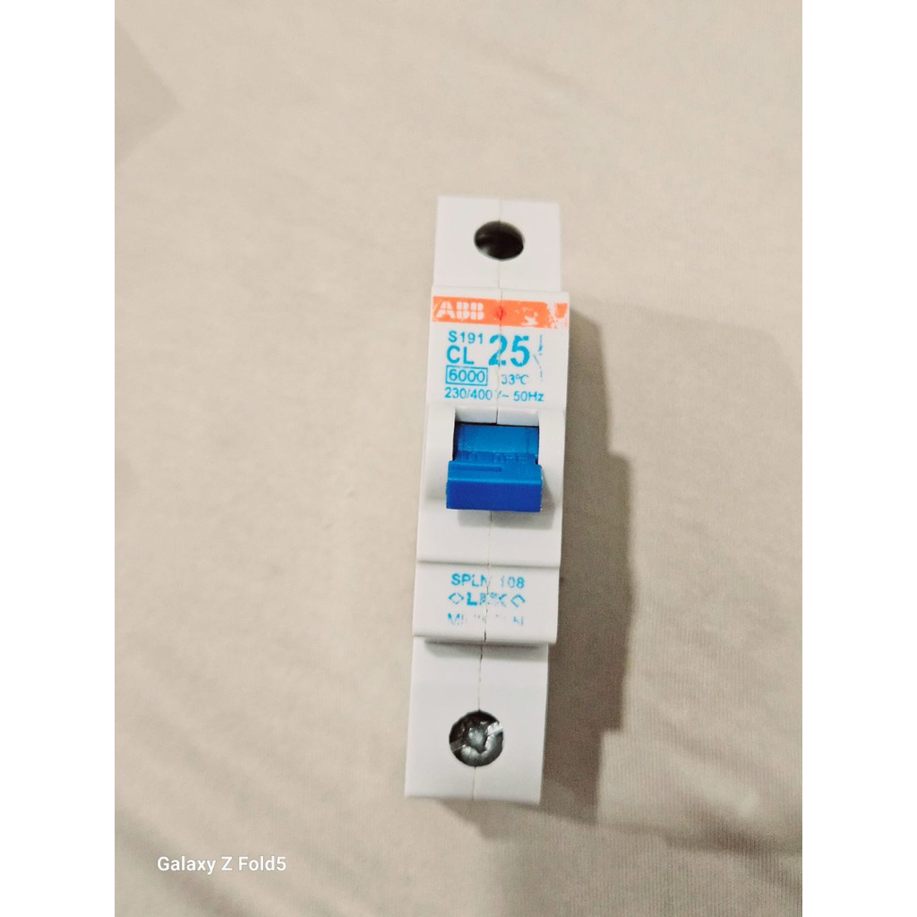 Miniature Circuit Breaker (MCB) merek ABB tipe S191 CL 25. MCB ini merupakan jenis satu kutub (1 pha