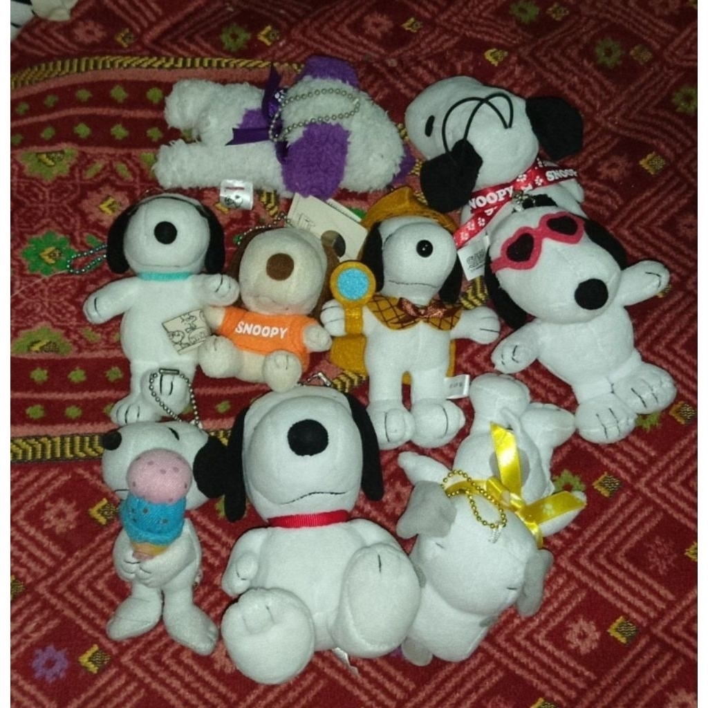 BAGCHARM PLUSHIE PLUSH GANTUNGAN BONEKA GANCI KEYCHAIN SNOOPY SNOPPY SNOPY