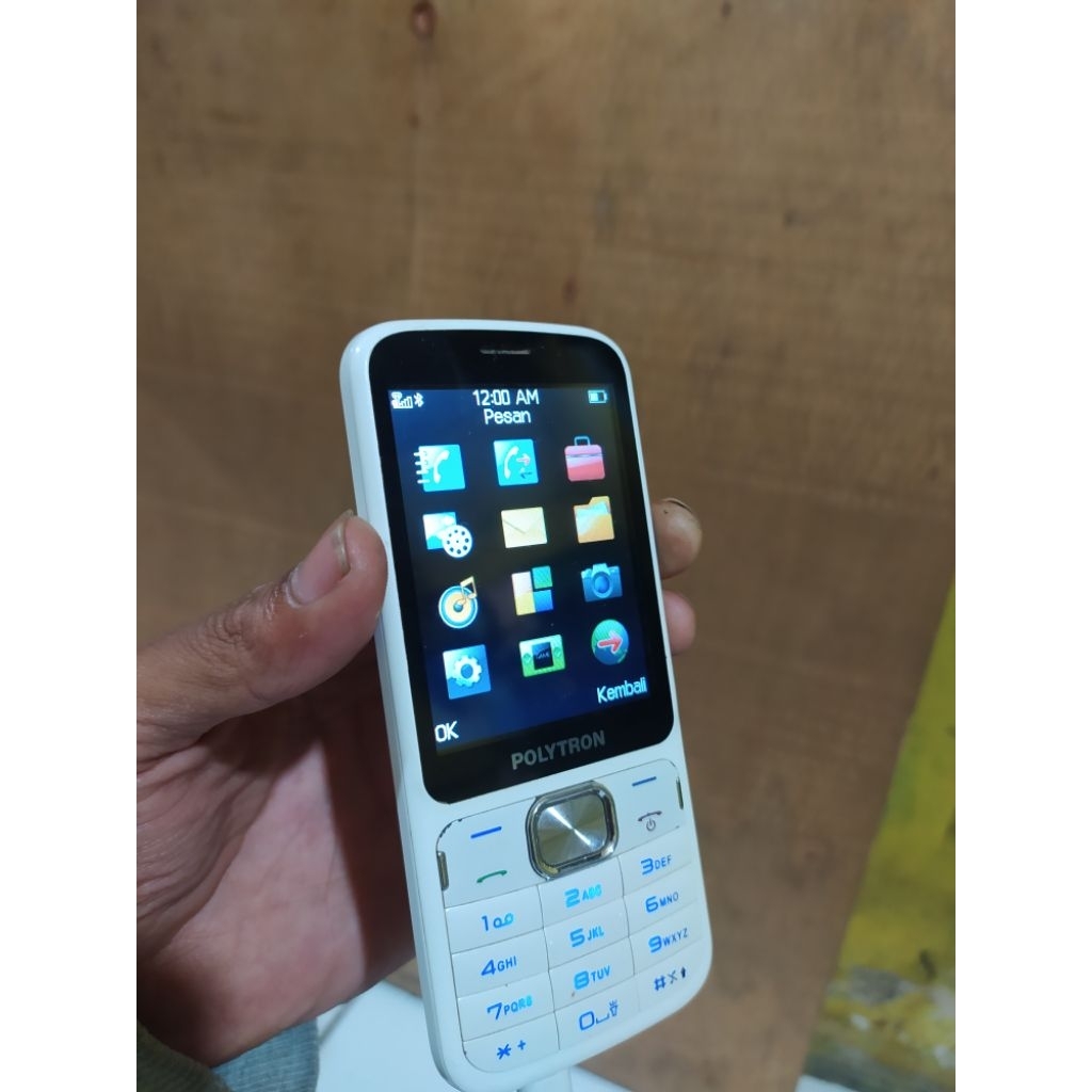 Hp Polytron Type c281 Normal lancar jaya casan yang mikro  suara jernih jaringan Al operator