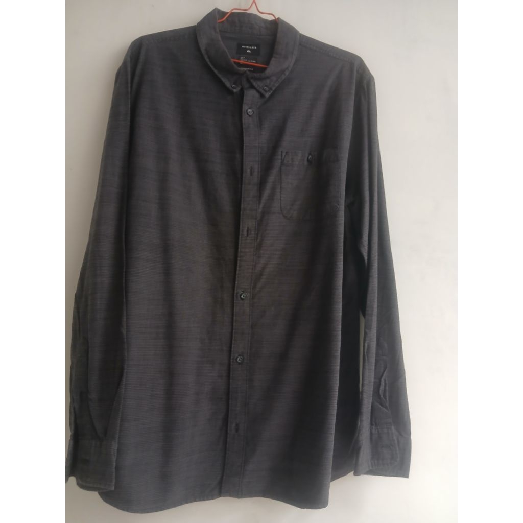Preloved Kemeja QuickSilver