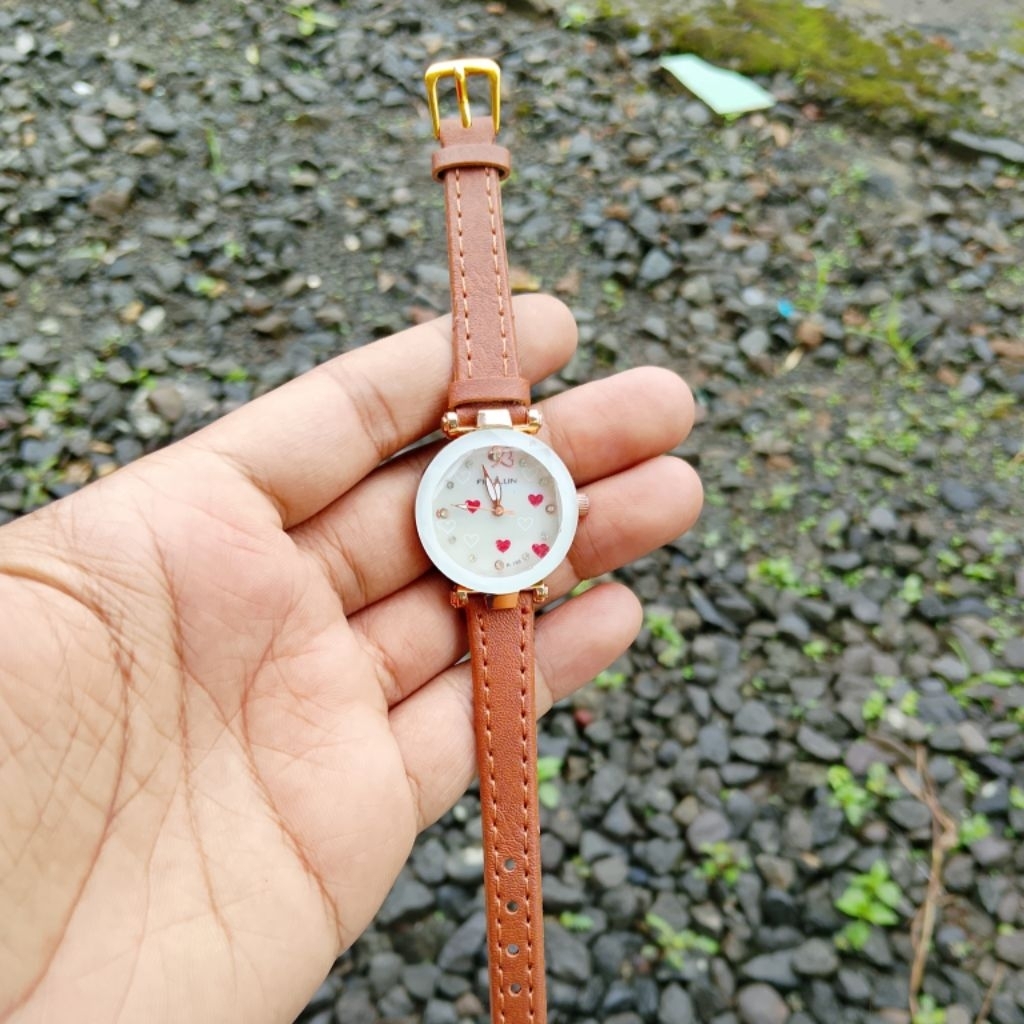 Jam tangan kalep kulit wanita