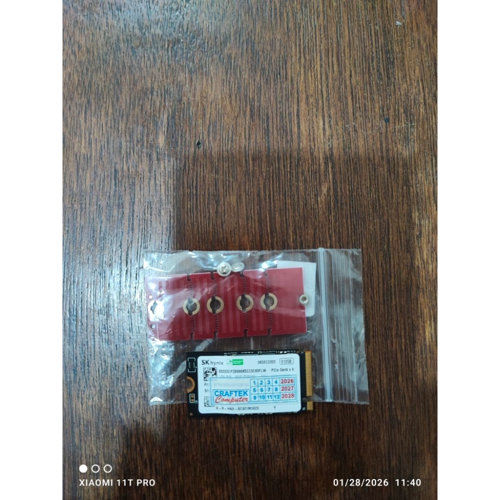 ssd sk hynix nvme gen 4x4 512gb health 100%/97% ori like new + adapter