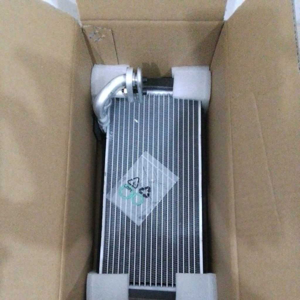 Evaporator Toyota Innova Reborn Belakang