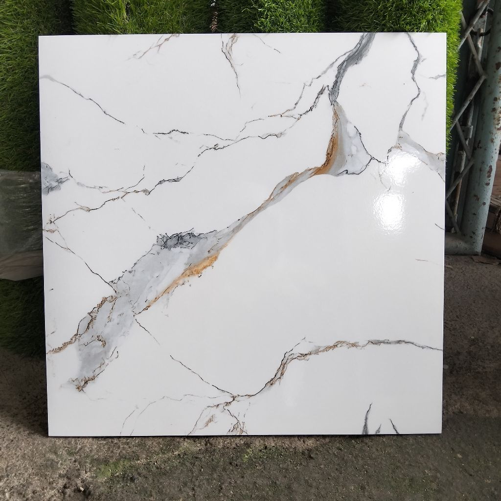 keramik 50x50 putih motif marmer (glossy) / keramik lantai/ keramik dinding/ keramik ruang / keramik