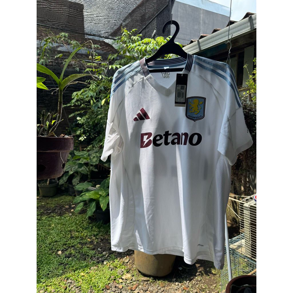 jersey aston villa size xl