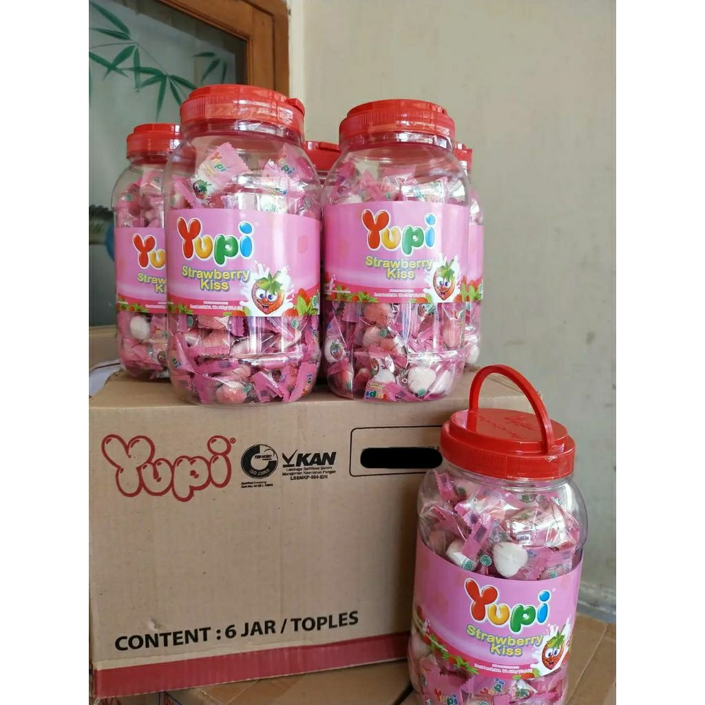 Permen Yupi Kemasan Toples Yupi Love Enak