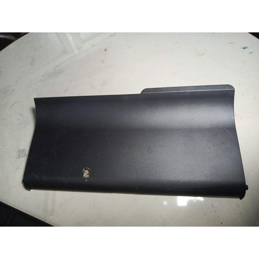 tutup depan tray depan printer hp deskjet 1050