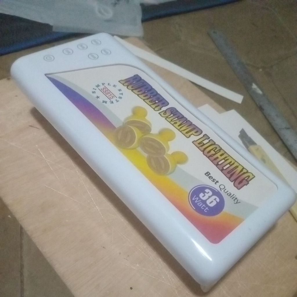 Mesin stempel runaflek kayu