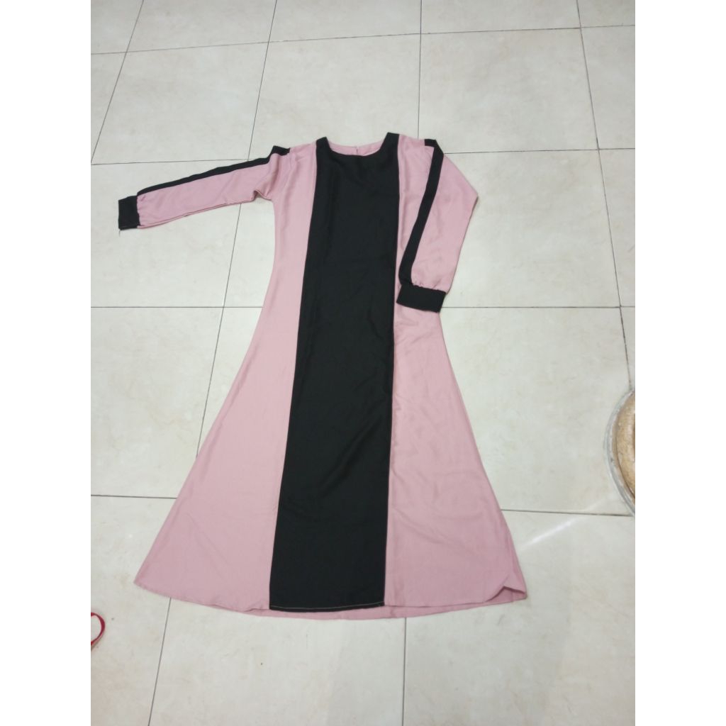 Gamis Pink garis Hitam