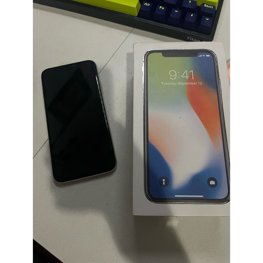 iPhone X ip X 64 GB 4G white
