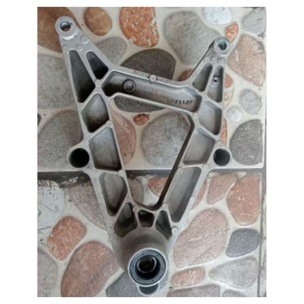 arm pangkon knalpot vario new terbaru 160 ORIGINAL COPOTAN