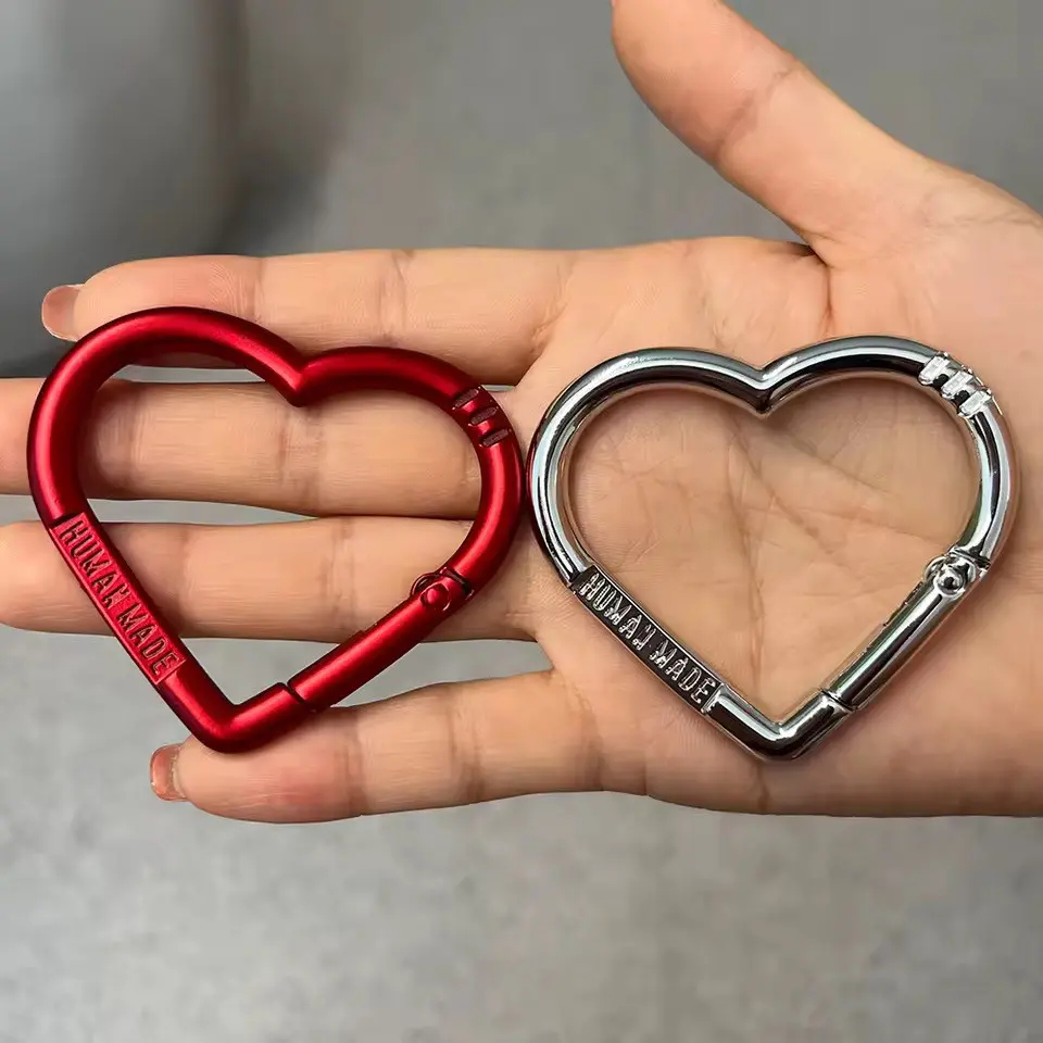 HUMAN MADE Carabiner Keychain Besi