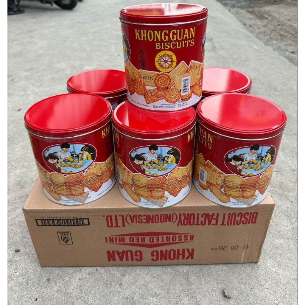 Khong Guan Biscuit Kaleng 650grm 1 karton
