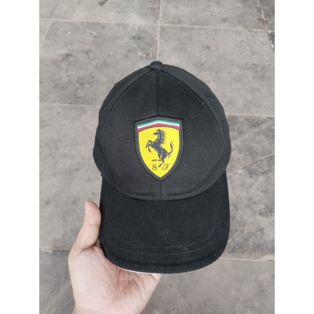 Topi Ferrari Youth