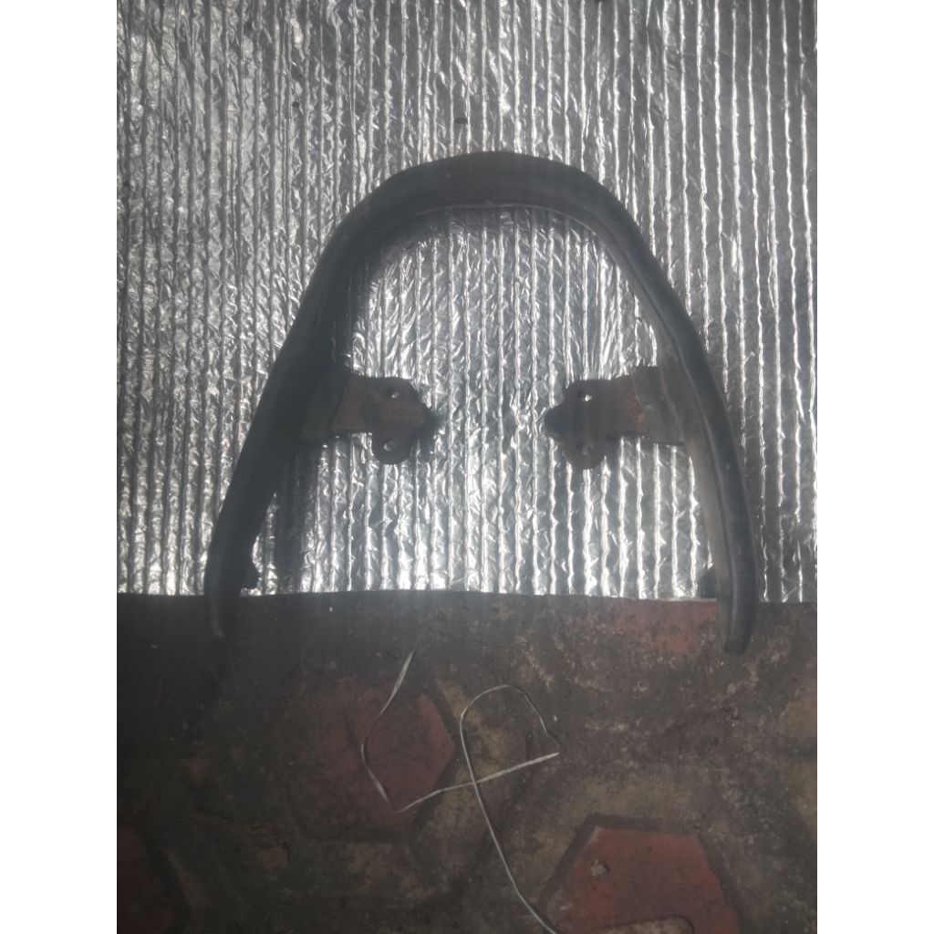 behel bagasi belakang pegangan belakang Supra fit new,Supra fit x,Supra fit z original copotan