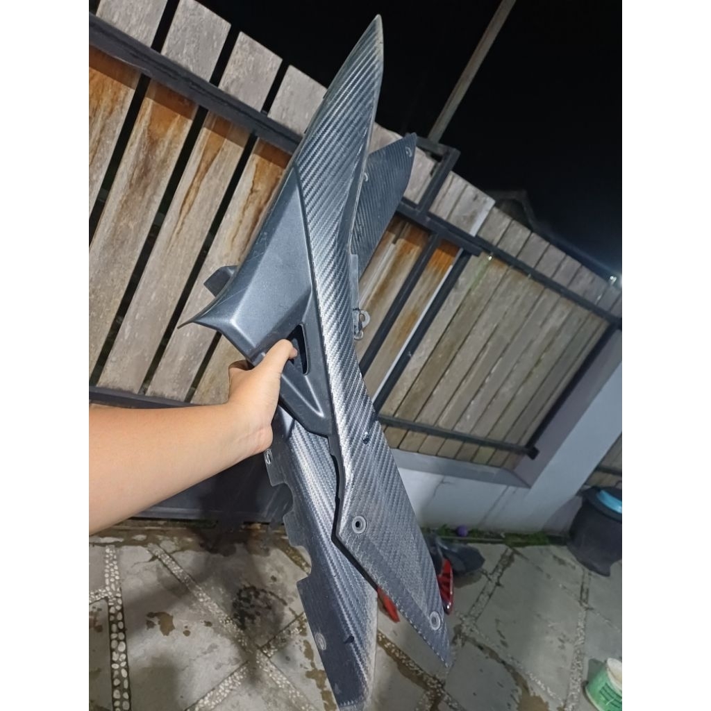 Body Kasar Samping Kanan Kiri R15 V2 Original Copotan