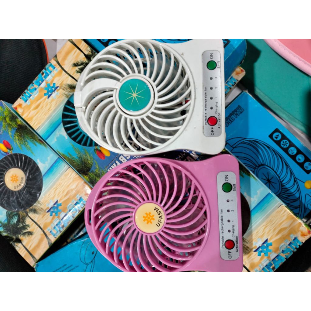 Kipas Angin Mini Portabel - Pengaturan Kecepatan 3 Mode, Baterai 18650, Senter LED