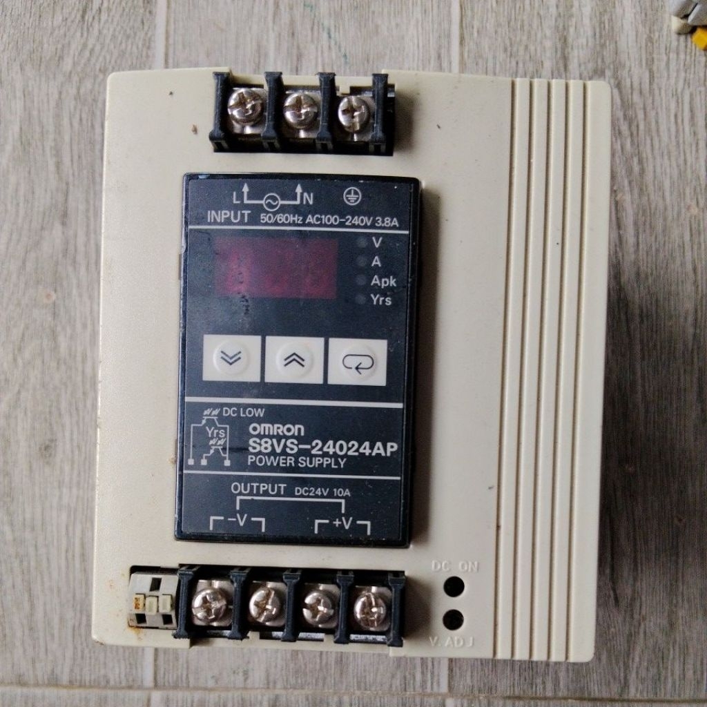Power supply Omron  Second